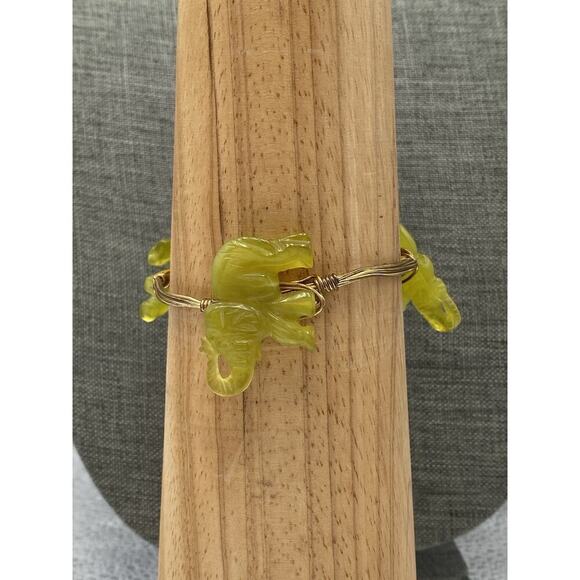 Bourbon and Boweties Bracelet Bangle Green Jade Elephants 7.25” - Picture 4 of 8